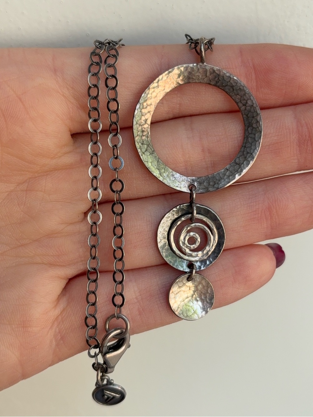 Retired Silpada Sterling Silver Hammered Disc Swirl Necklace N1709 - Picture 3 of 9